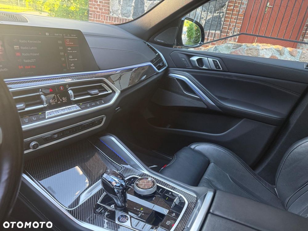 BMW X6 xDrive40d mHEV - 28