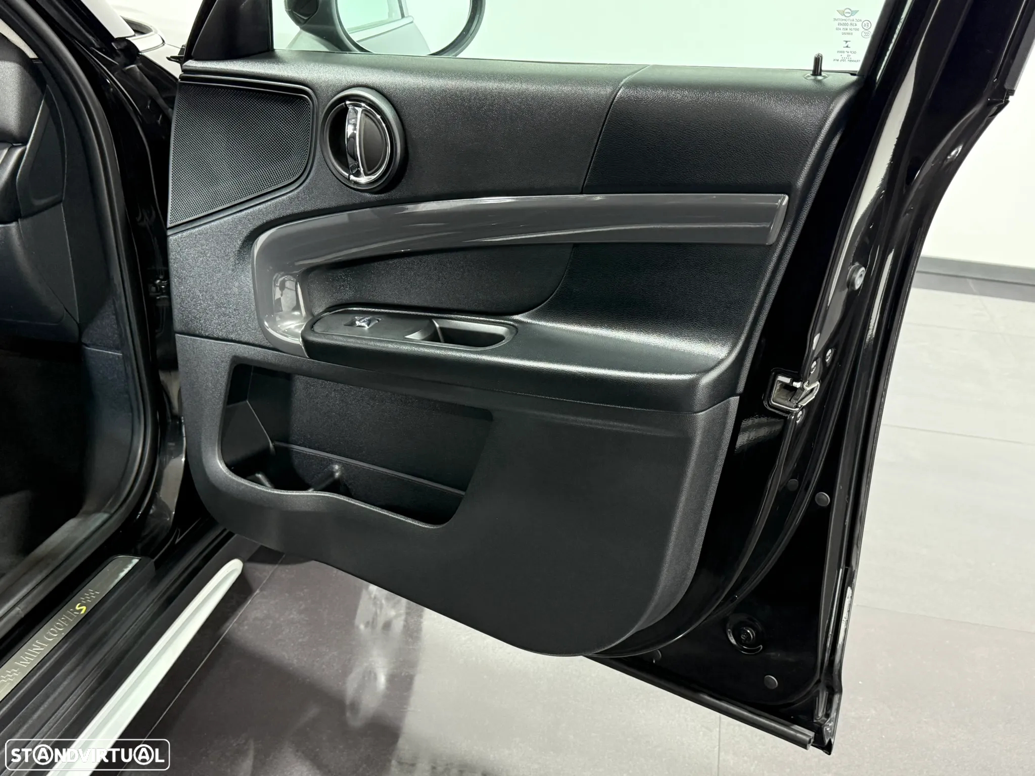 MINI Countryman Cooper SE ALL4 Auto - 40