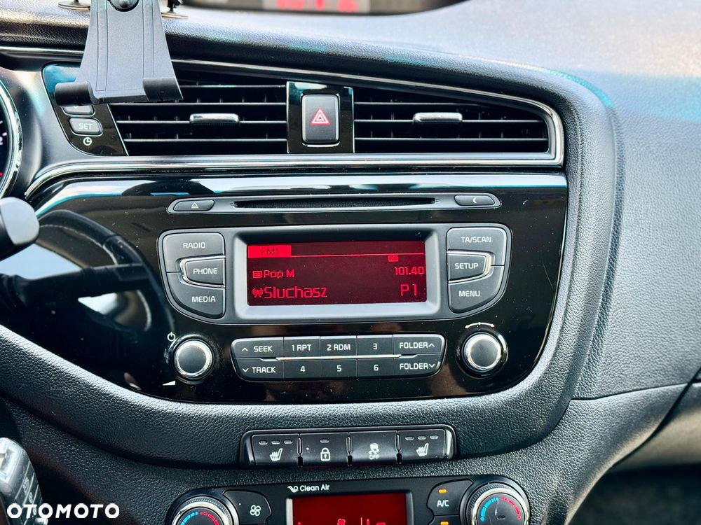 Kia Ceed 1.6 GDI DCT Platinum Edition - 28