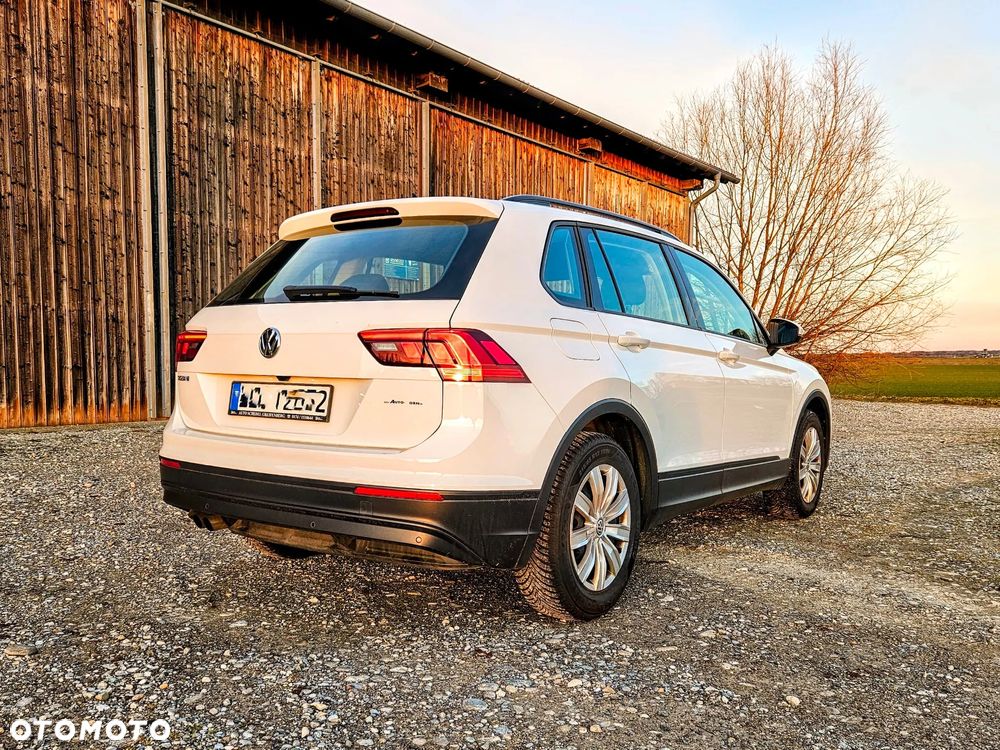 Volkswagen Tiguan - 3