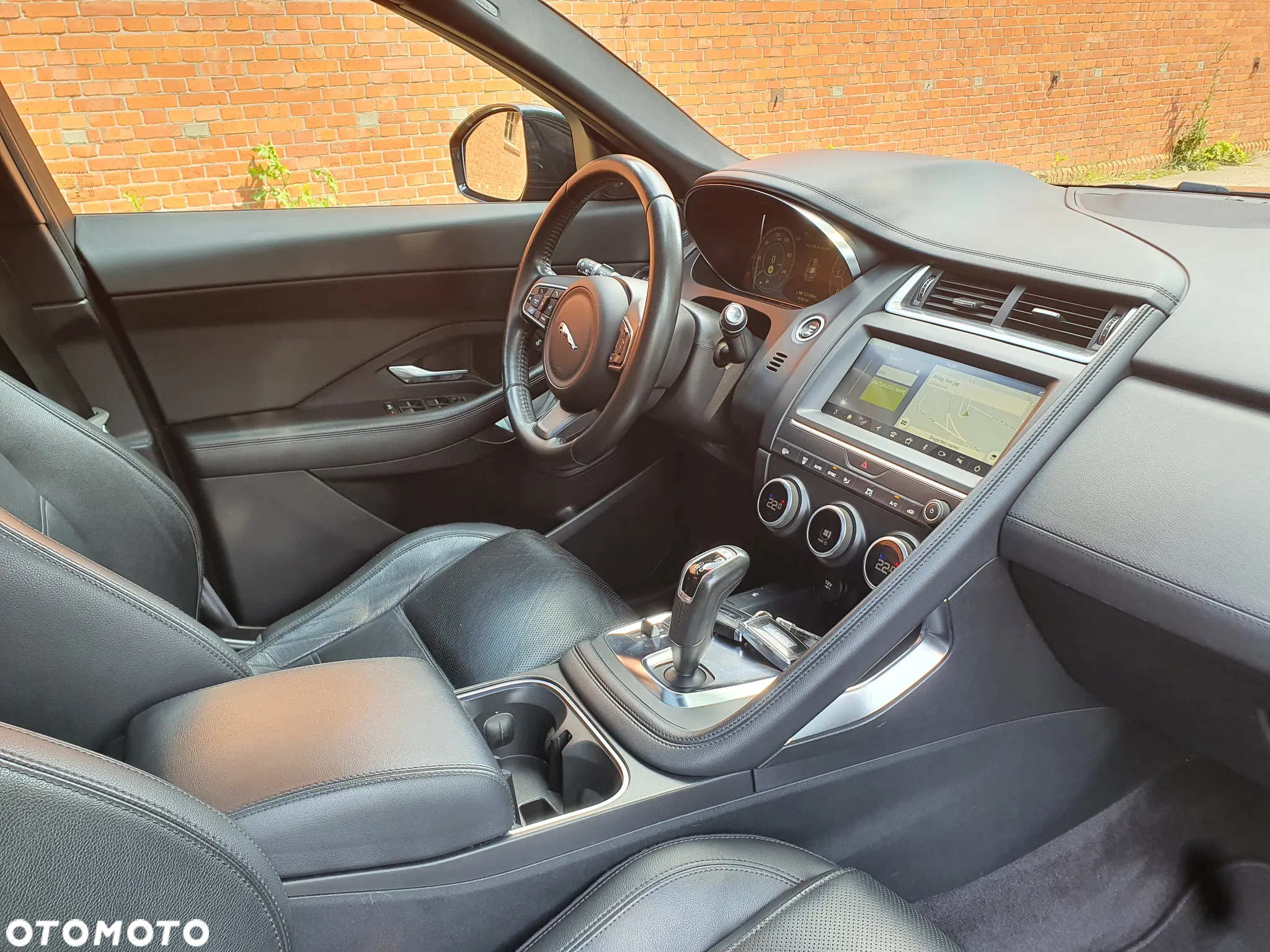 Jaguar E-Pace D150 AWD R-Dynamic HSE - 9