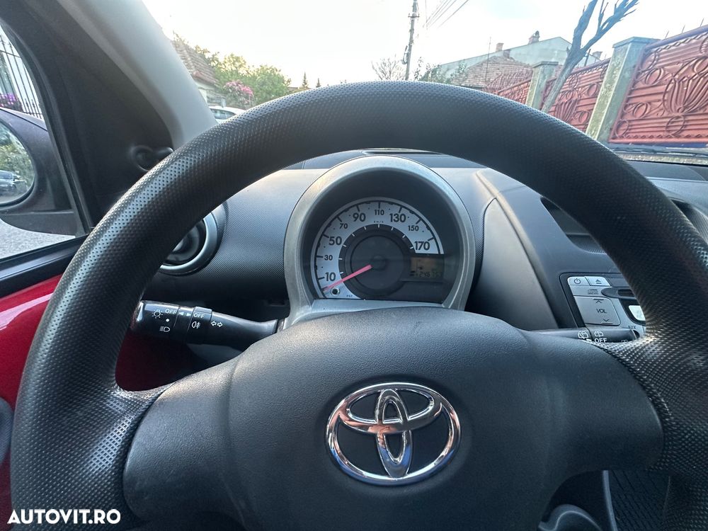 Toyota Aygo Standard - 11