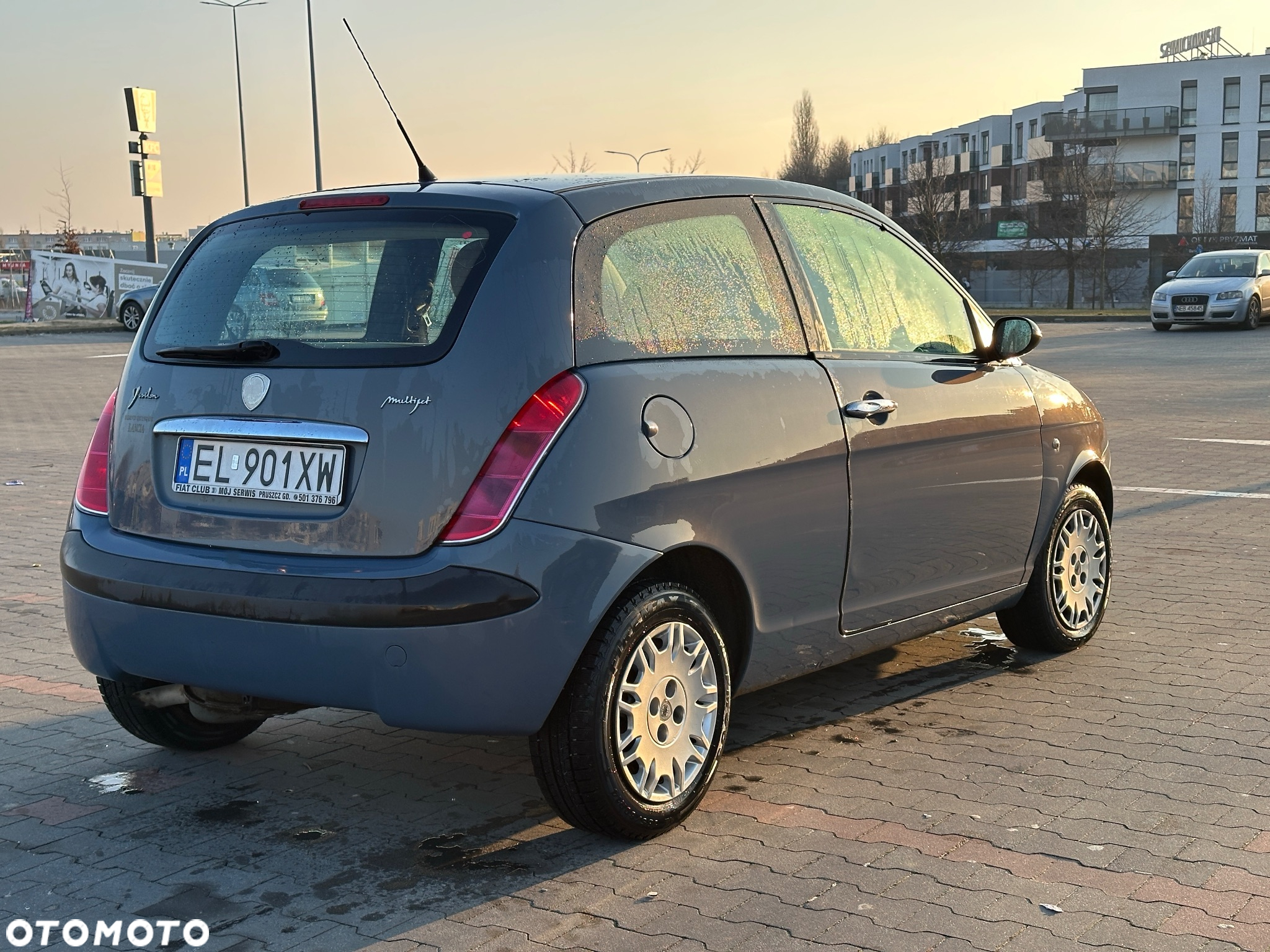 Lancia Ypsilon - 6