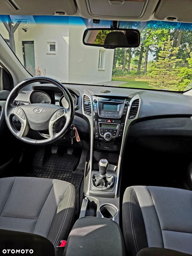 Hyundai i30 1.6 CRDi Premium - 9