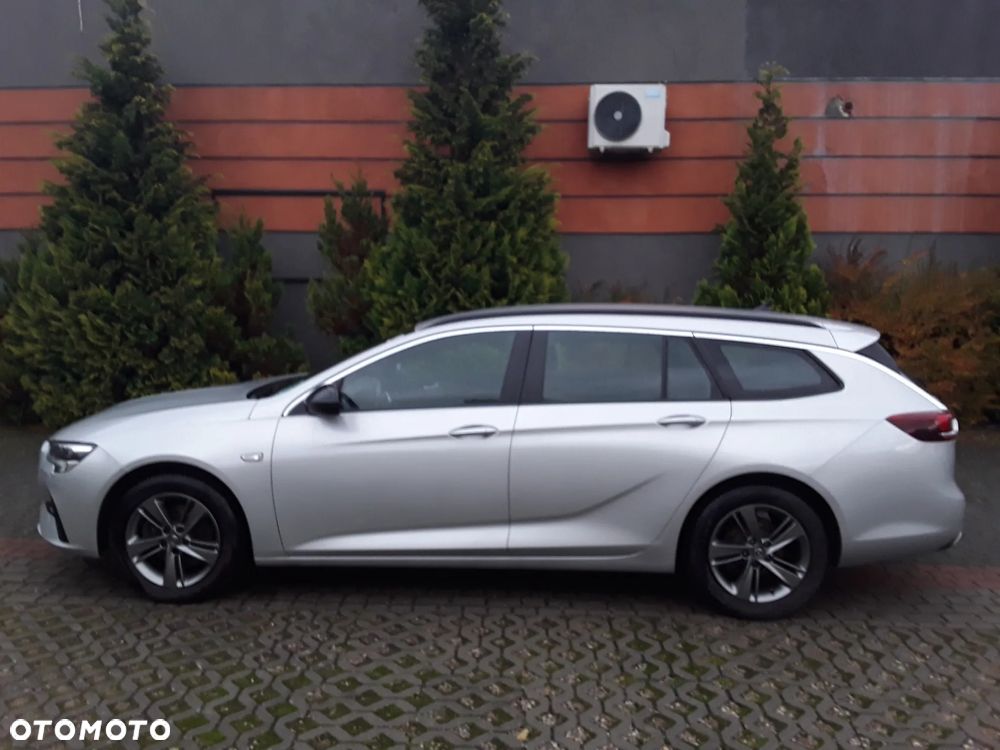 Opel Insignia - 12
