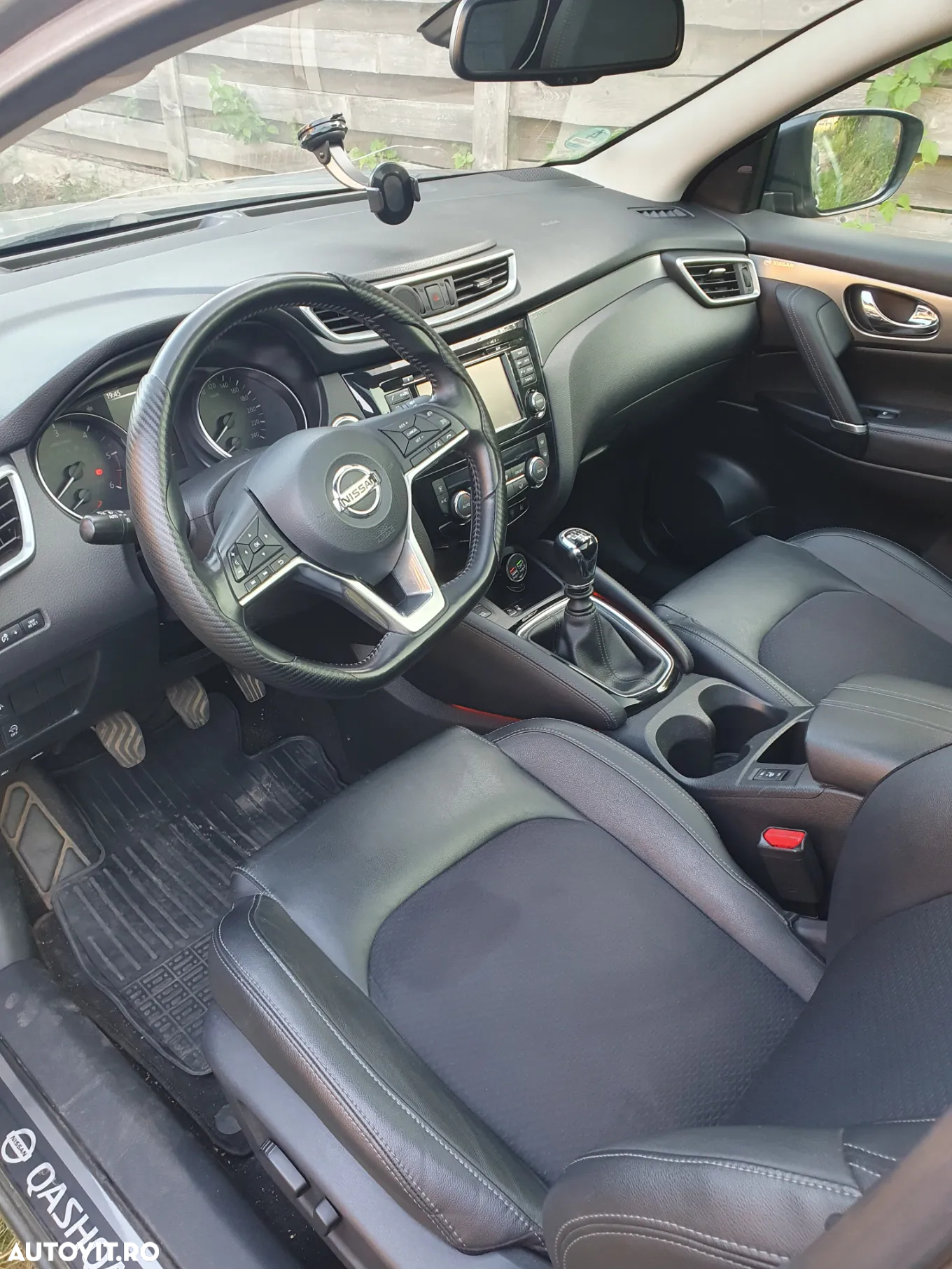 Nissan Qashqai 1.6 DCI Start/Stop N-Connecta - 12