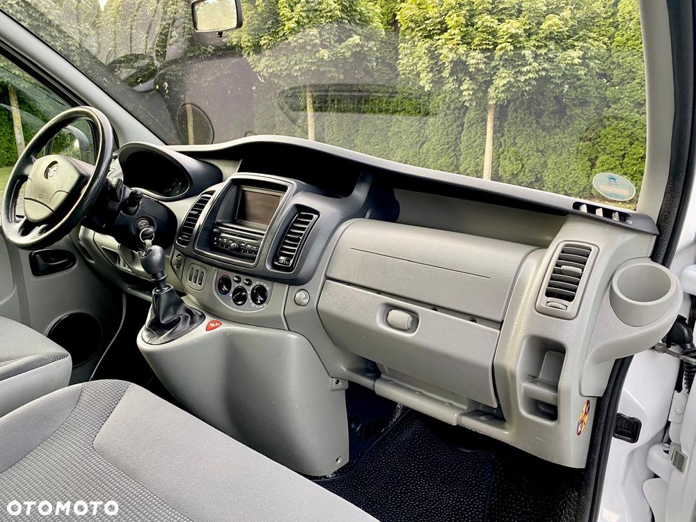 Opel Vivaro Tour Elegance L1H1 - 14
