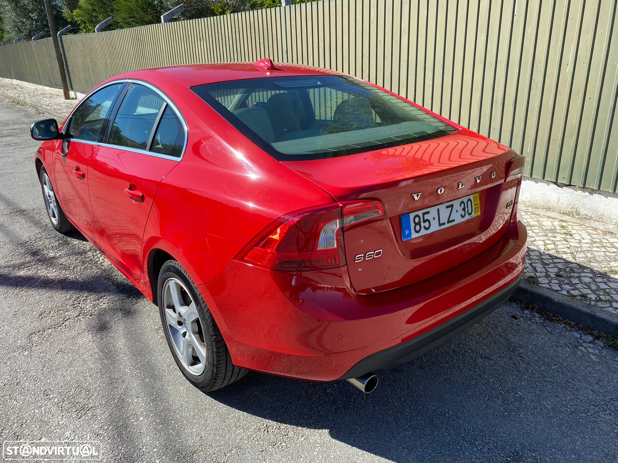 Volvo S60 2.0 D3 Momentum Geartronic - 18