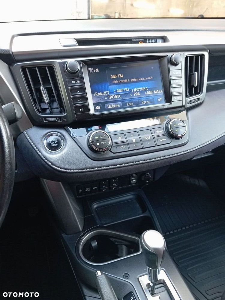 Toyota RAV4 2.0 Style 4x4 MS - 18