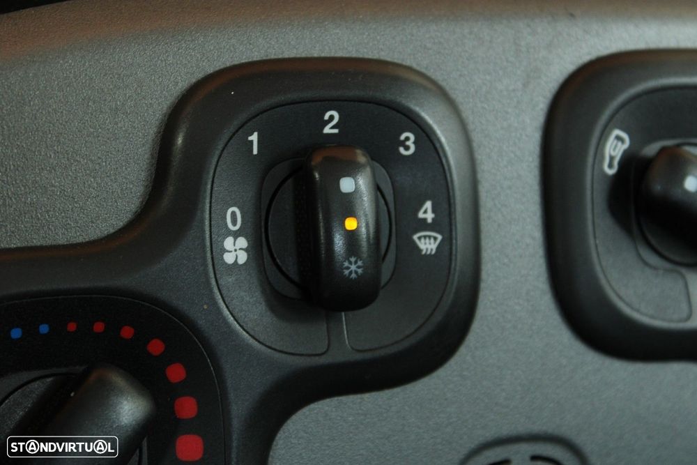 Fiat Panda 1.2 Lounge GPL Bi-Fuel - 23