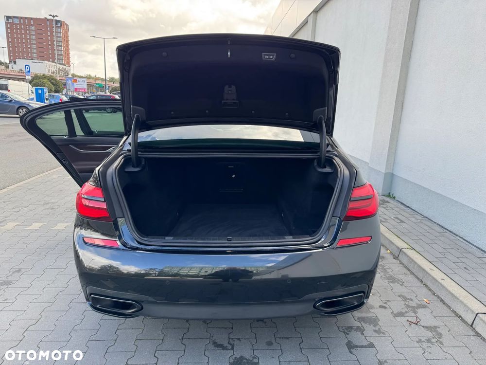 BMW Seria 7 730d xDrive - 19
