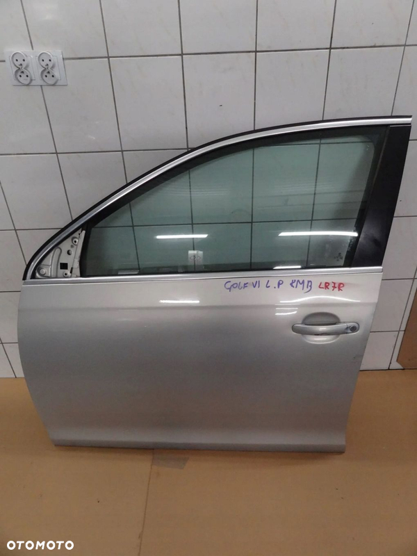 VW GOLF VI 2010 KOMBI DRZWI LEWY PRZÓD PRZEDNIE LR7L