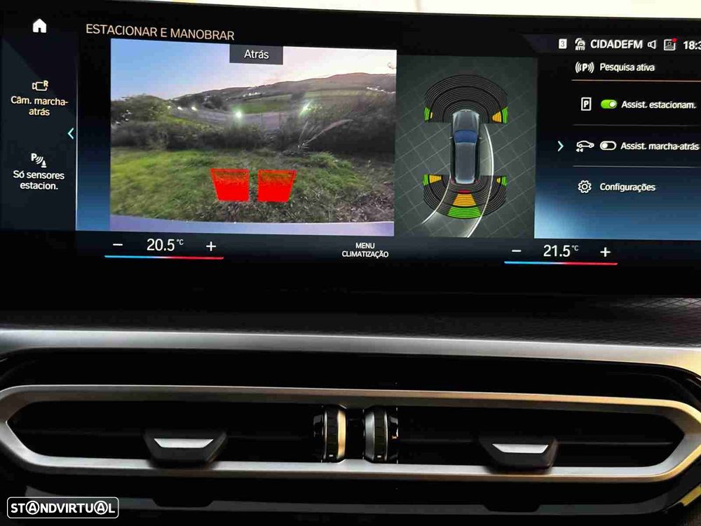 BMW 320 d Touring Pack Desportivo M Auto - 23