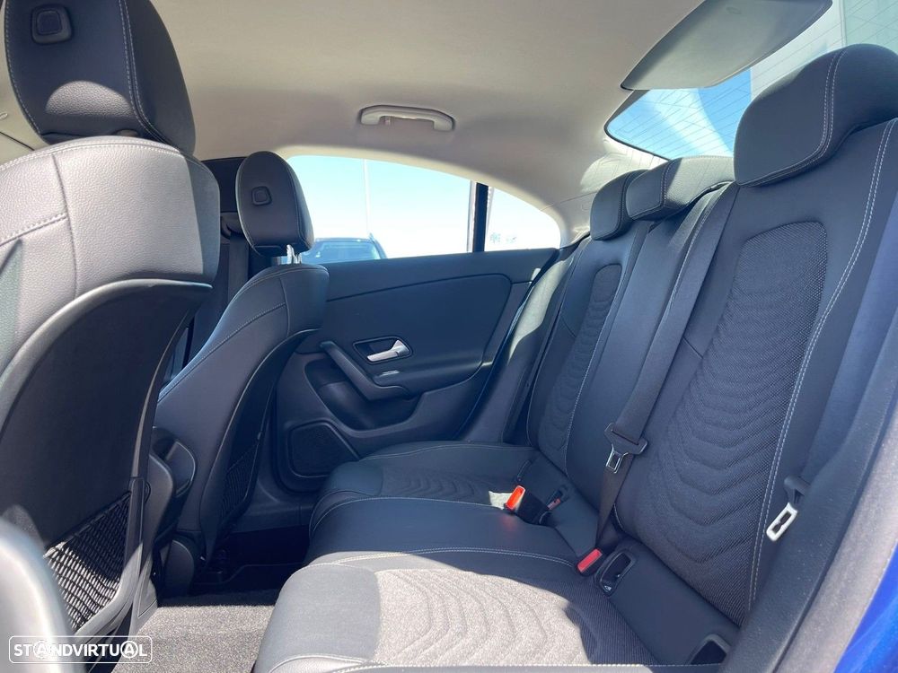 Mercedes-Benz CLA 180 d Shooting Brake Progressive Aut. - 4