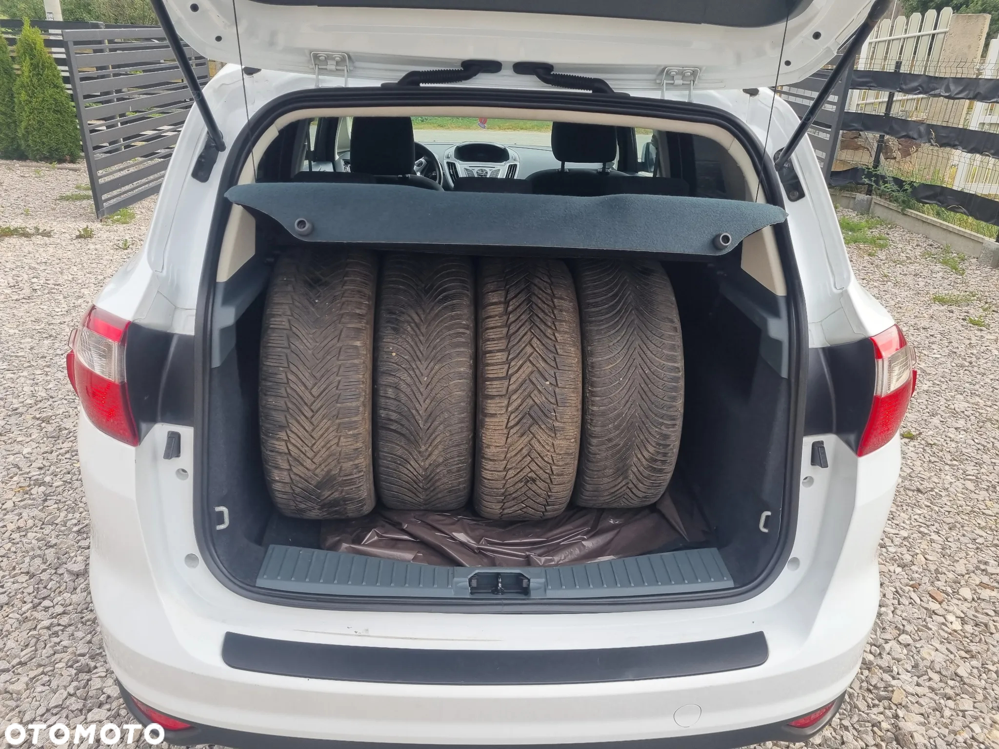Ford C-MAX - 16
