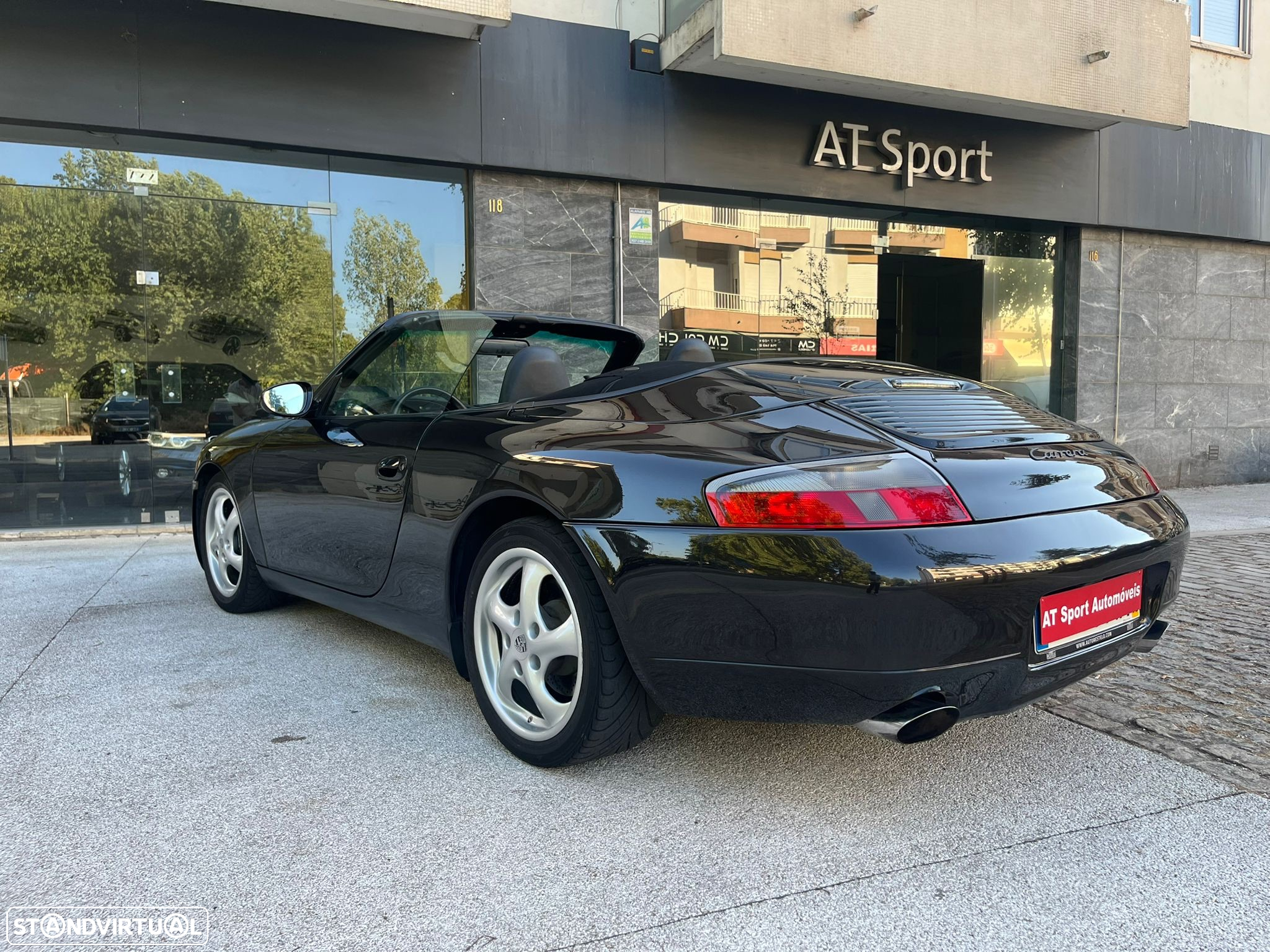 Porsche 911 (996) Carrera Cabrio - 30