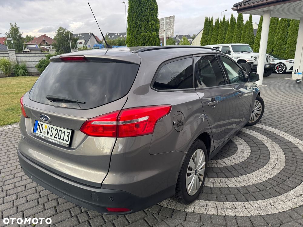 Ford Focus 1.5 TDCi Titanium PowerShift - 6