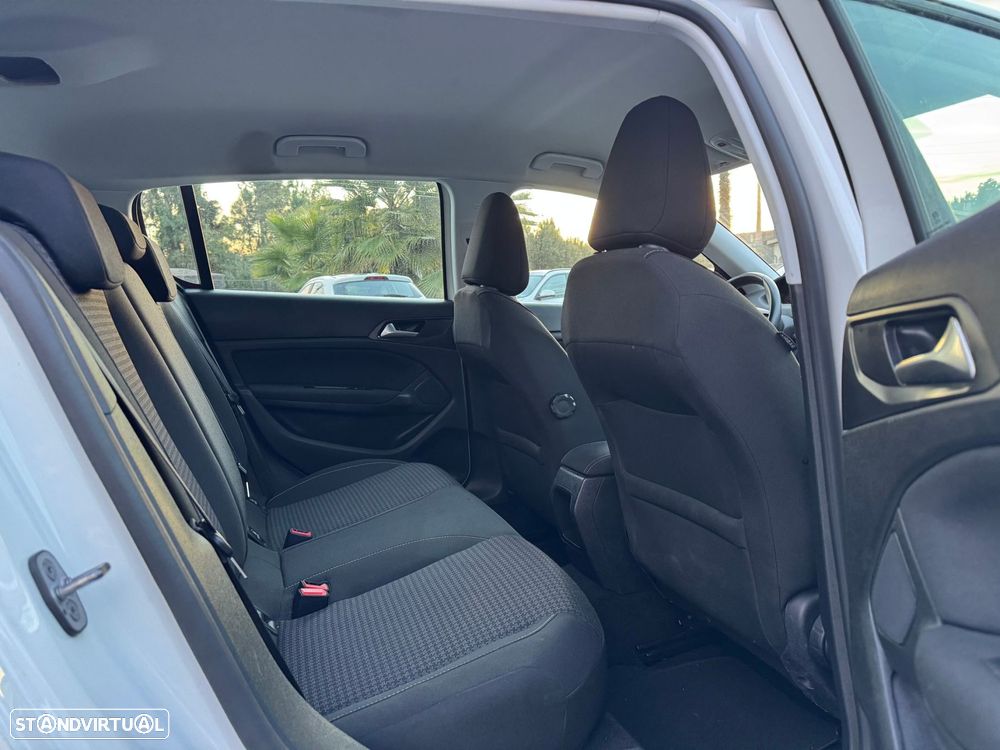 Peugeot 308 1.5 BlueHDi Business Line - 26