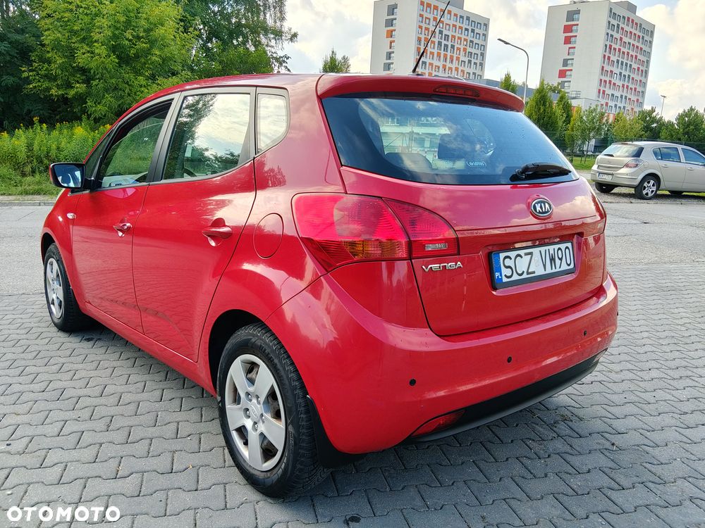 Kia Venga 1.4 L - 6