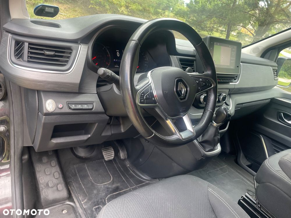 Renault Trafic Grand 2.0 dCi EDC - 21