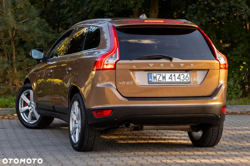 Volvo XC 60 DRIVe Momentum - 6