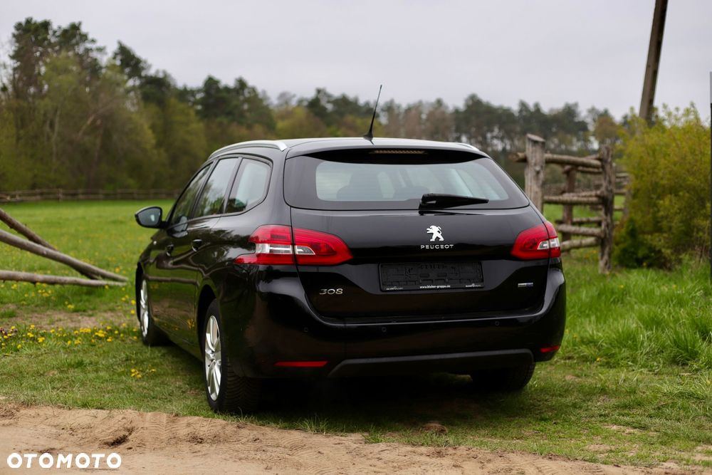 Peugeot 308 BlueHDi 120 EAT6 Stop & Start Active Business-Paket - 16