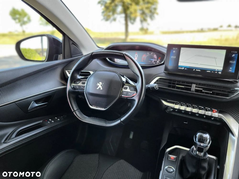 Peugeot 3008 1.5 BlueHDi Allure S&S - 10