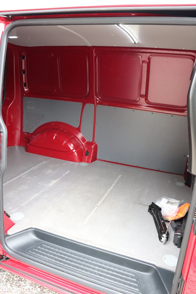Volkswagen Transporter - 38