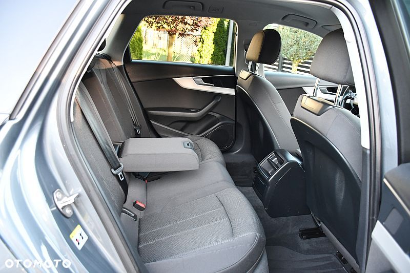 Audi A4 Avant 2.0 TFSI ultra sport - 22