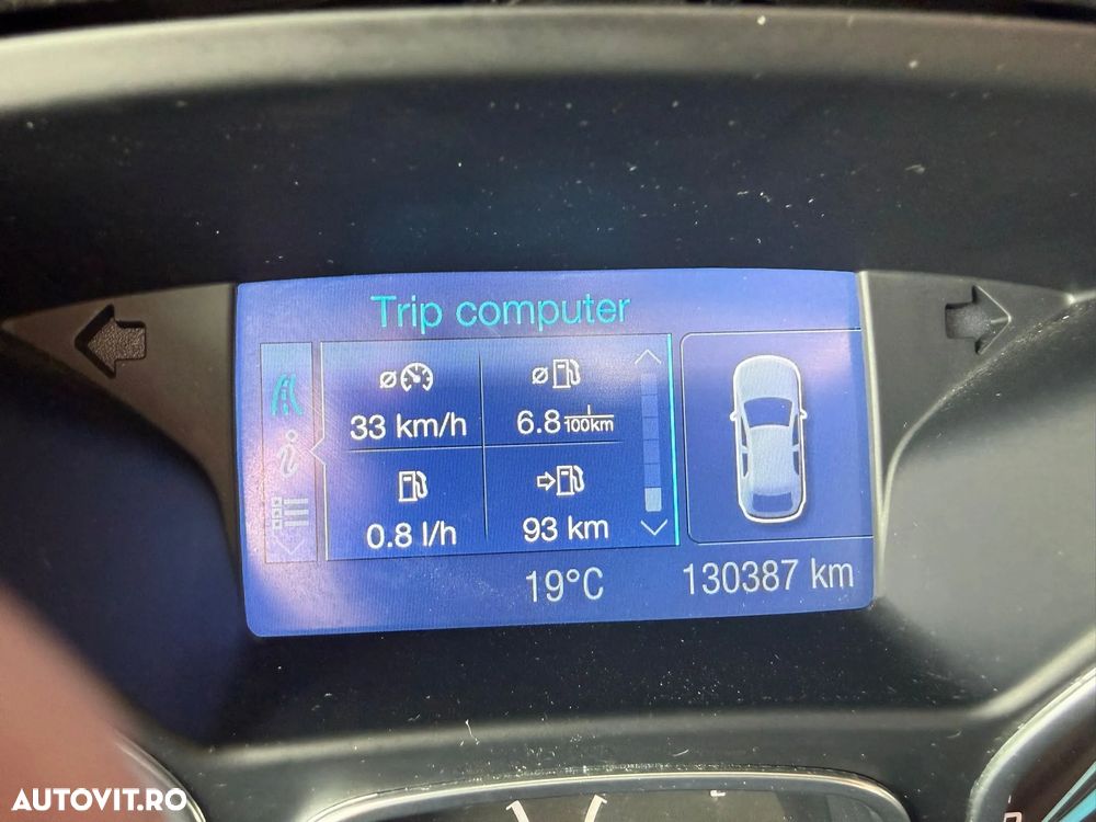 Ford Focus 1.6 TDCI DPF Titanium - 11