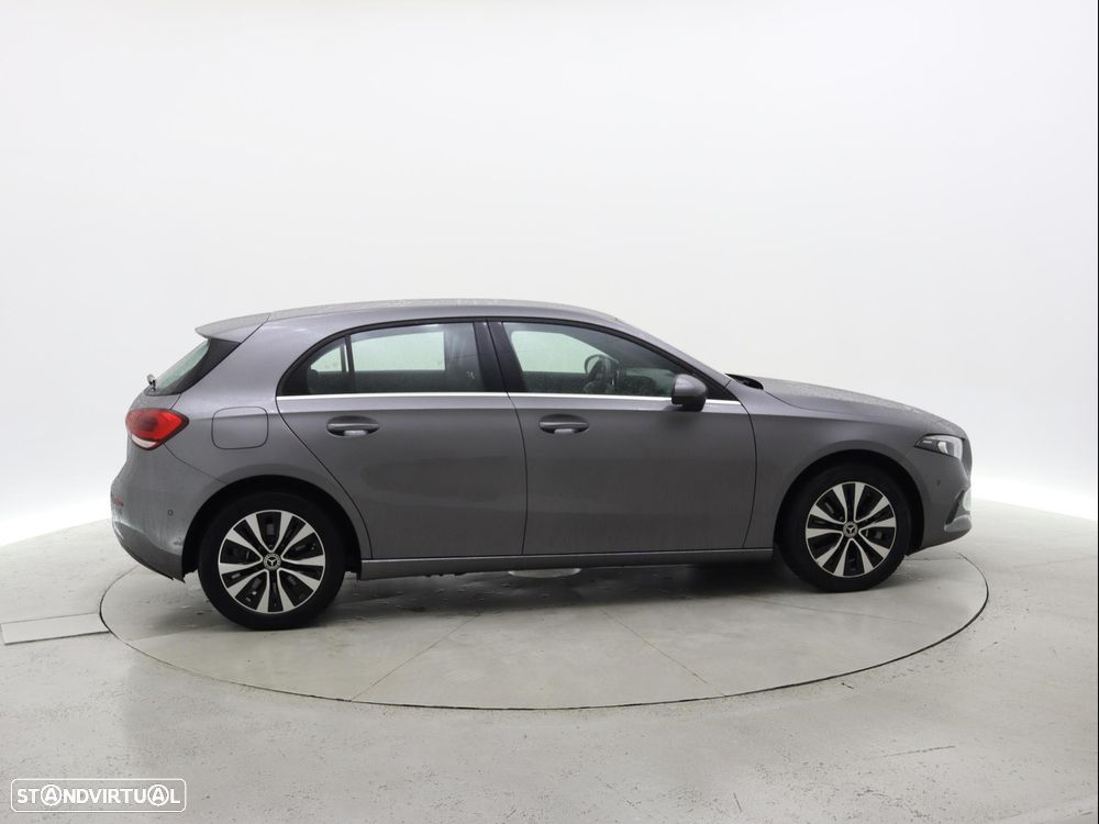 Mercedes-Benz A 250 e Style Plus - 8