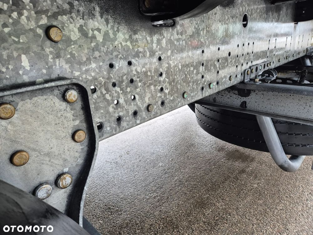 Schmitz Cargobull Standard 5x2018 podnoszony dach z Niemiec  / OŚ PODNOSZONA / ładne opony / od pierwszego właściciela / OKAZJA - 7