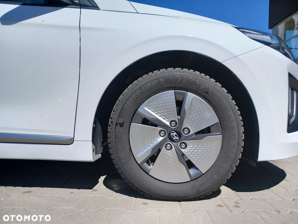 Hyundai IONIQ Hybrid Business - 30