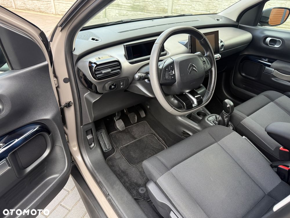 Citroën C4 Cactus - 24