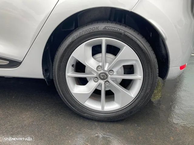 Renault Clio 1.5 dCi Limited EDition - 10