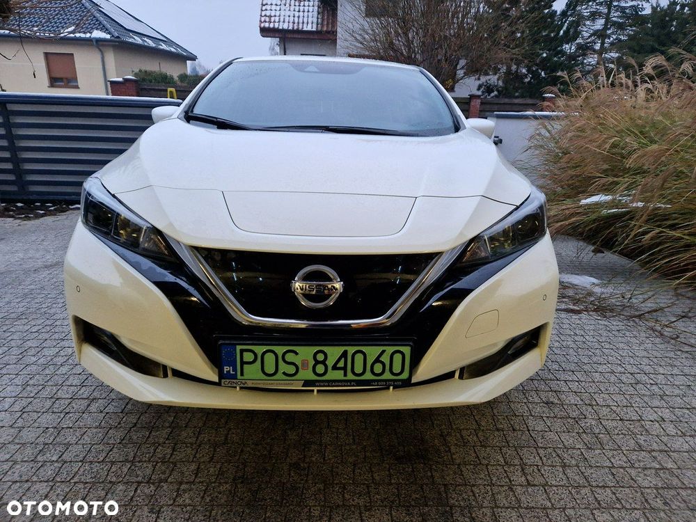 Nissan Leaf - 2