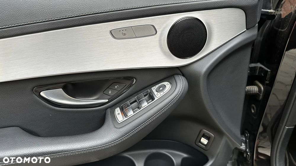 Mercedes-Benz GLC - 14