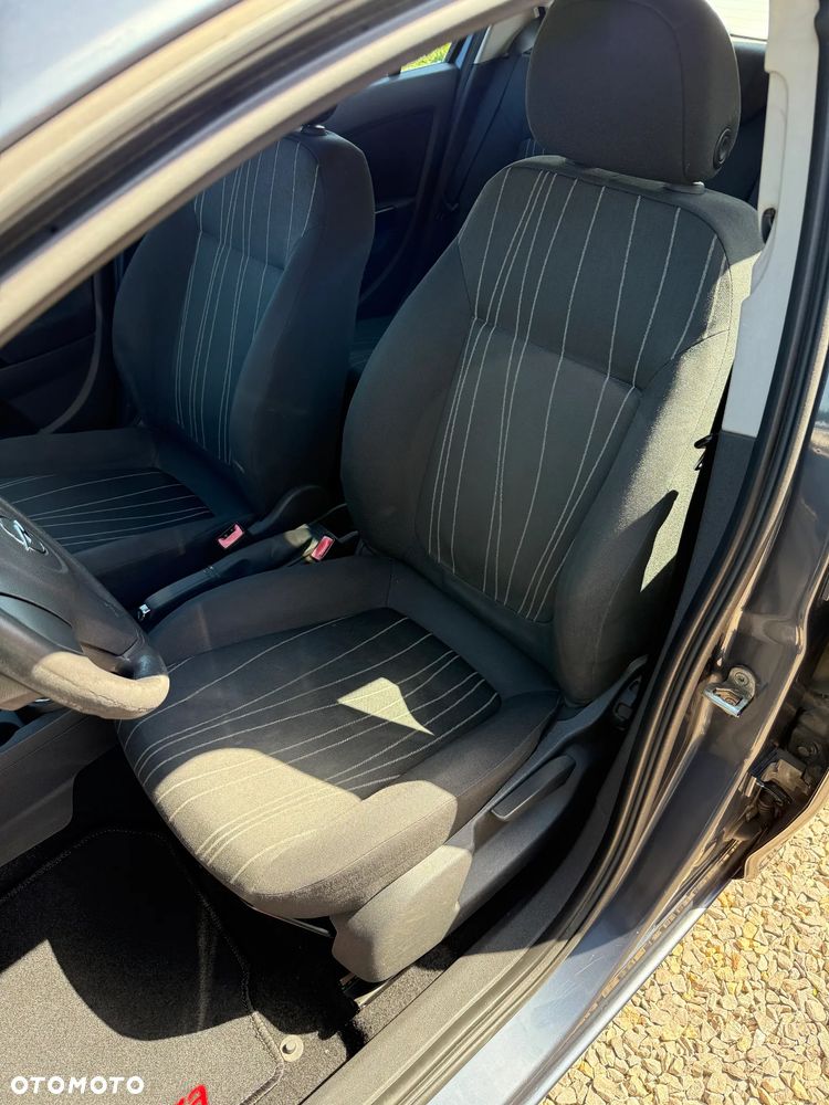 Opel Corsa - 13