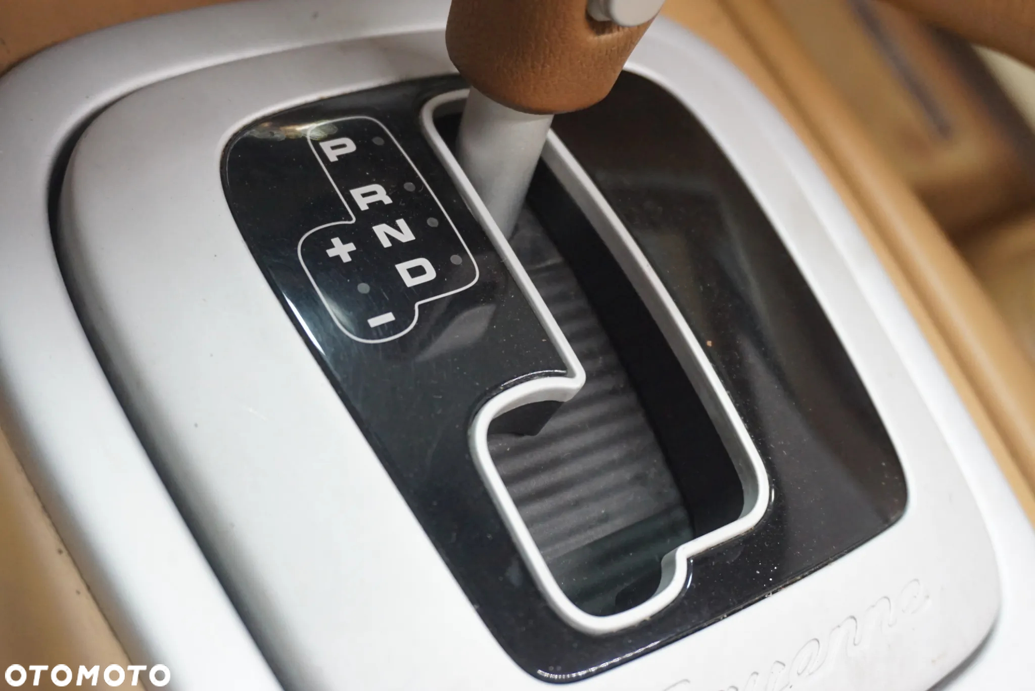 Porsche Cayenne S Tiptronic - 28