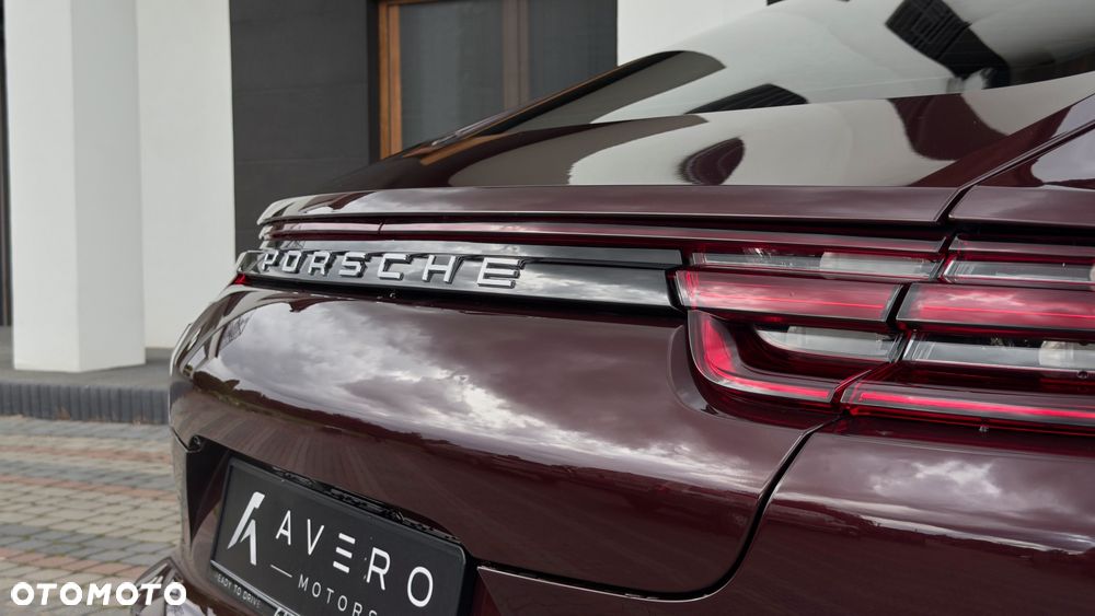 Porsche Panamera 4S - 11