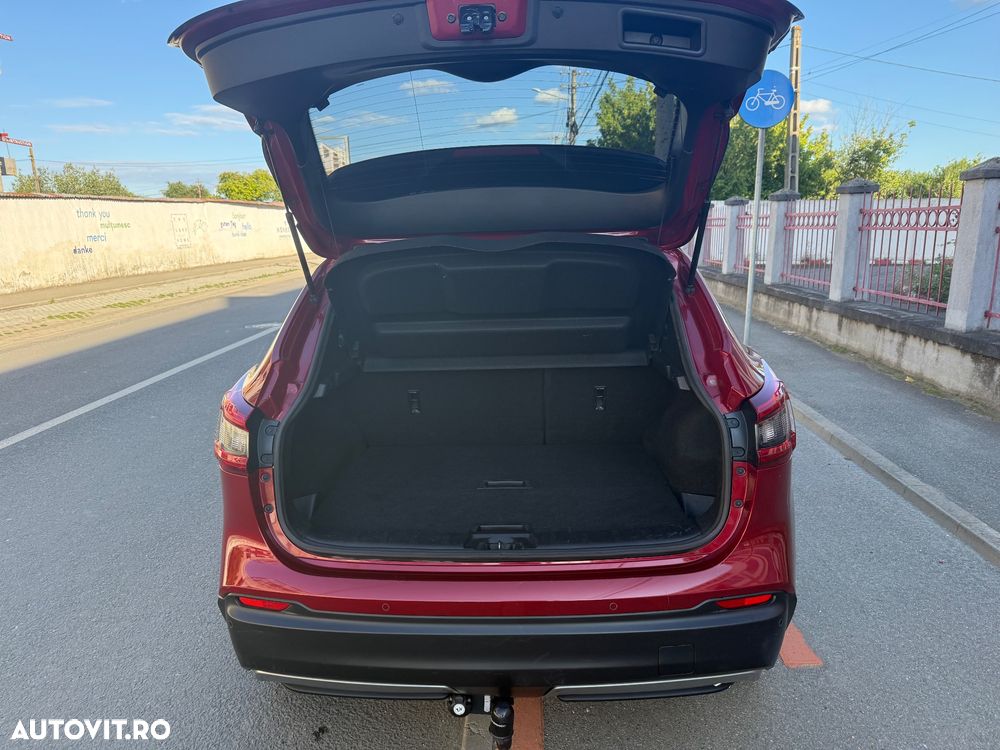 Nissan Qashqai DIG-T Start/Stop Tekna - 9