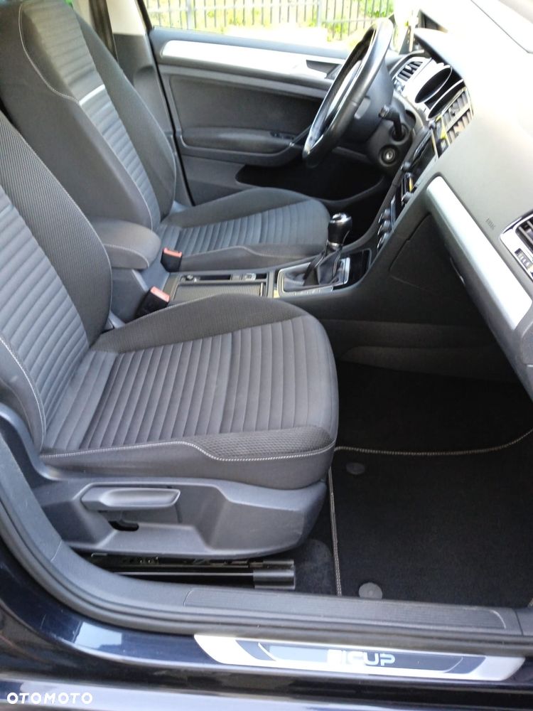 Volkswagen Golf Variant - 13