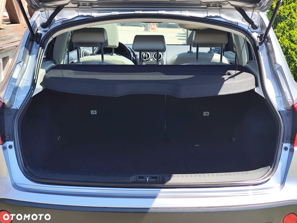 Nissan Qashqai 2.0 dCi 4x4 Tekna - 24