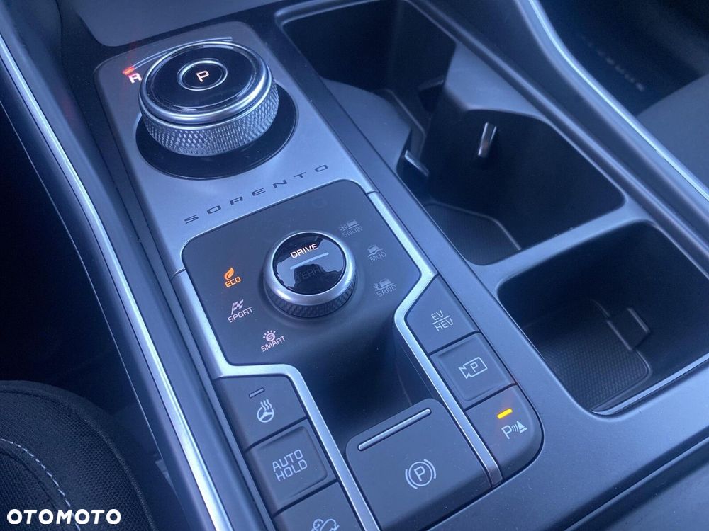 Kia Sorento - 26