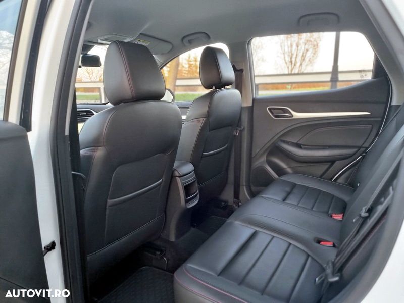 MG ZS ICE 1.5 VTI-tech Luxury - 13
