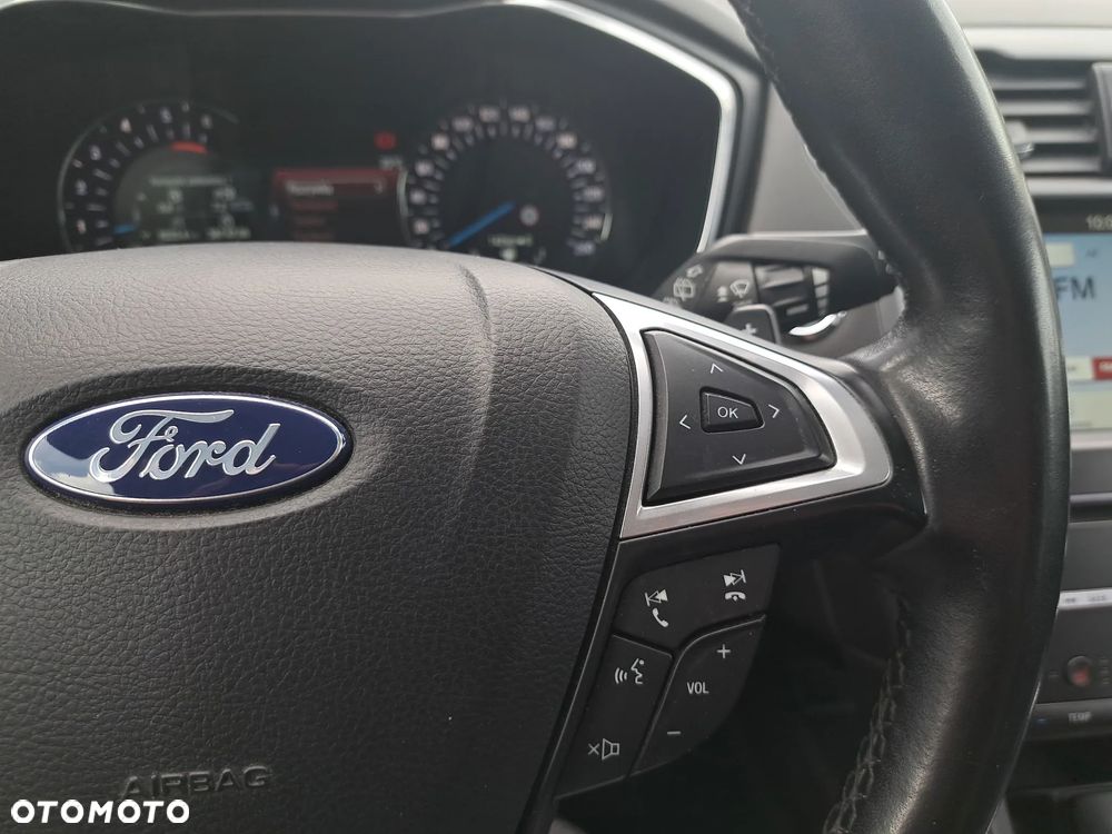 Ford Mondeo 2.0 TDCi Titanium PowerShift - 24
