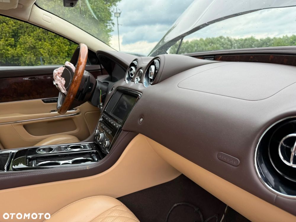 Jaguar XJ 3.0 V6 Kompressor Langversion Portfolio - 17
