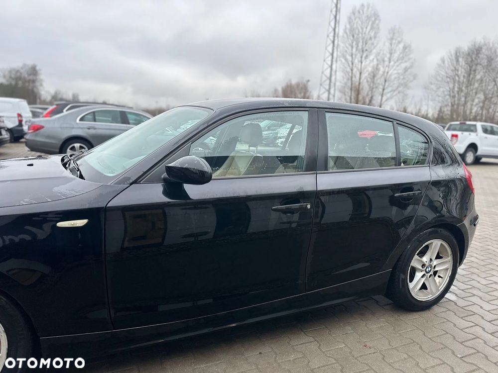 BMW Seria 1 118d DPF - 5