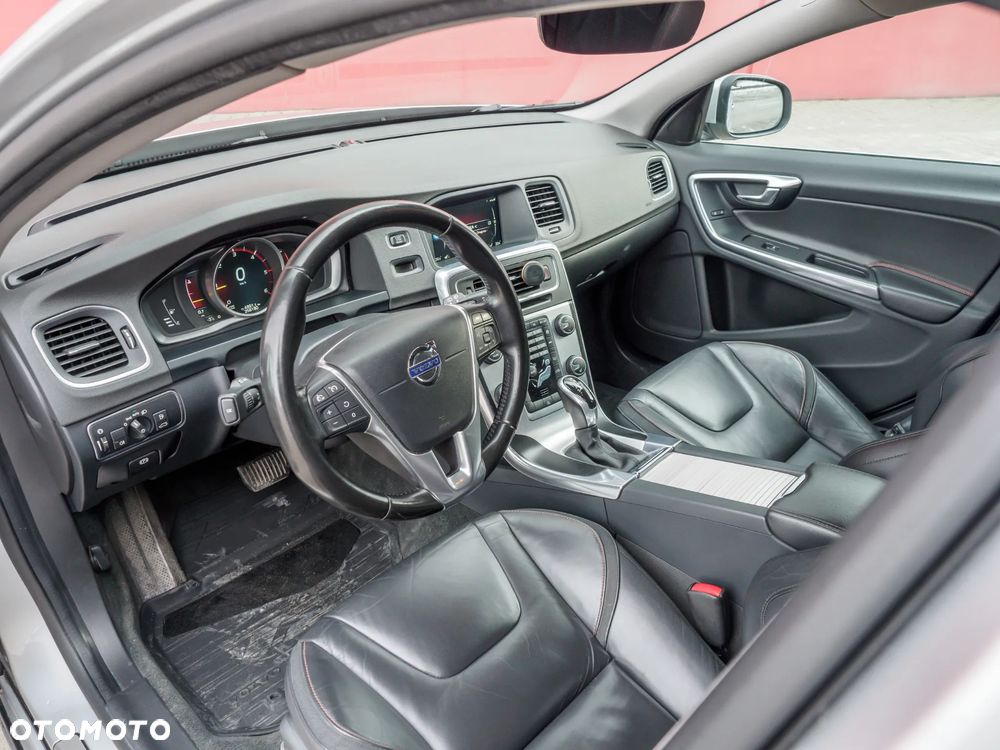Volvo V60 D3 Drive-E Ocean Race - 5
