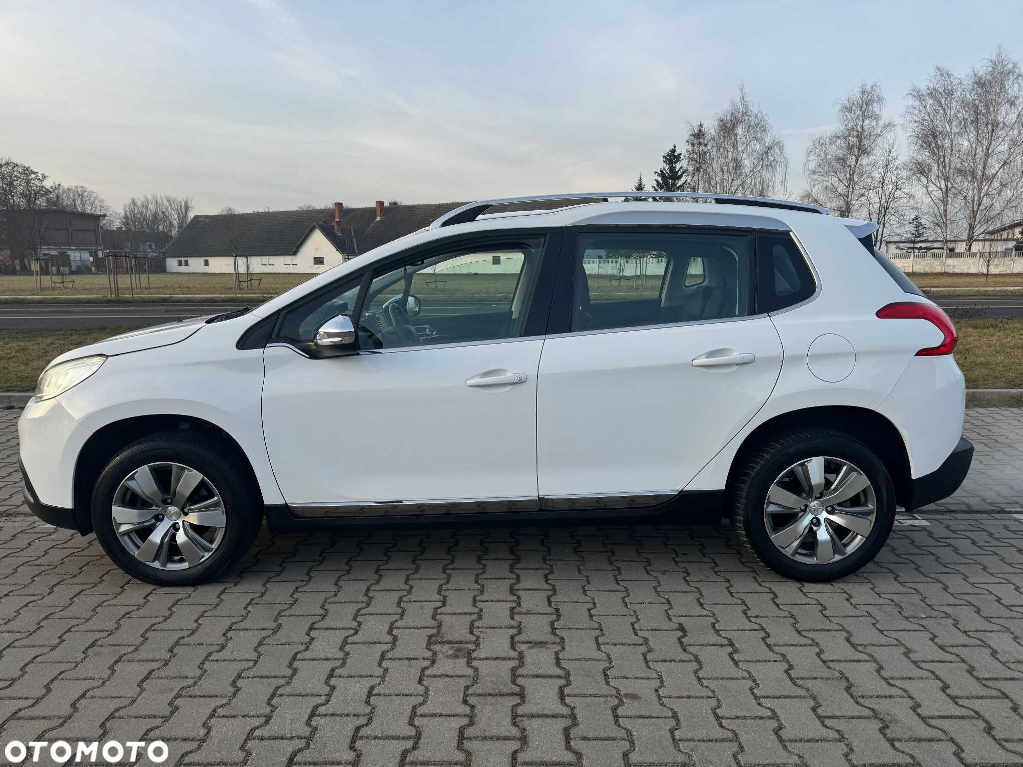 Peugeot 2008 PureTech 110 Stop&Start EAT6 Allure - 15